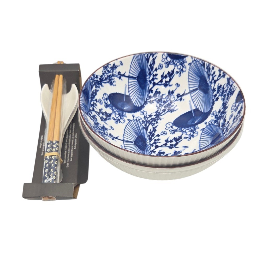 Signature Chinoiserie Ramen Noodle Bowl Set of 2 Chopsticks & Spoon Blue White